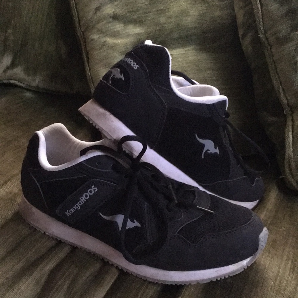 KangaROOOs Navy shoes